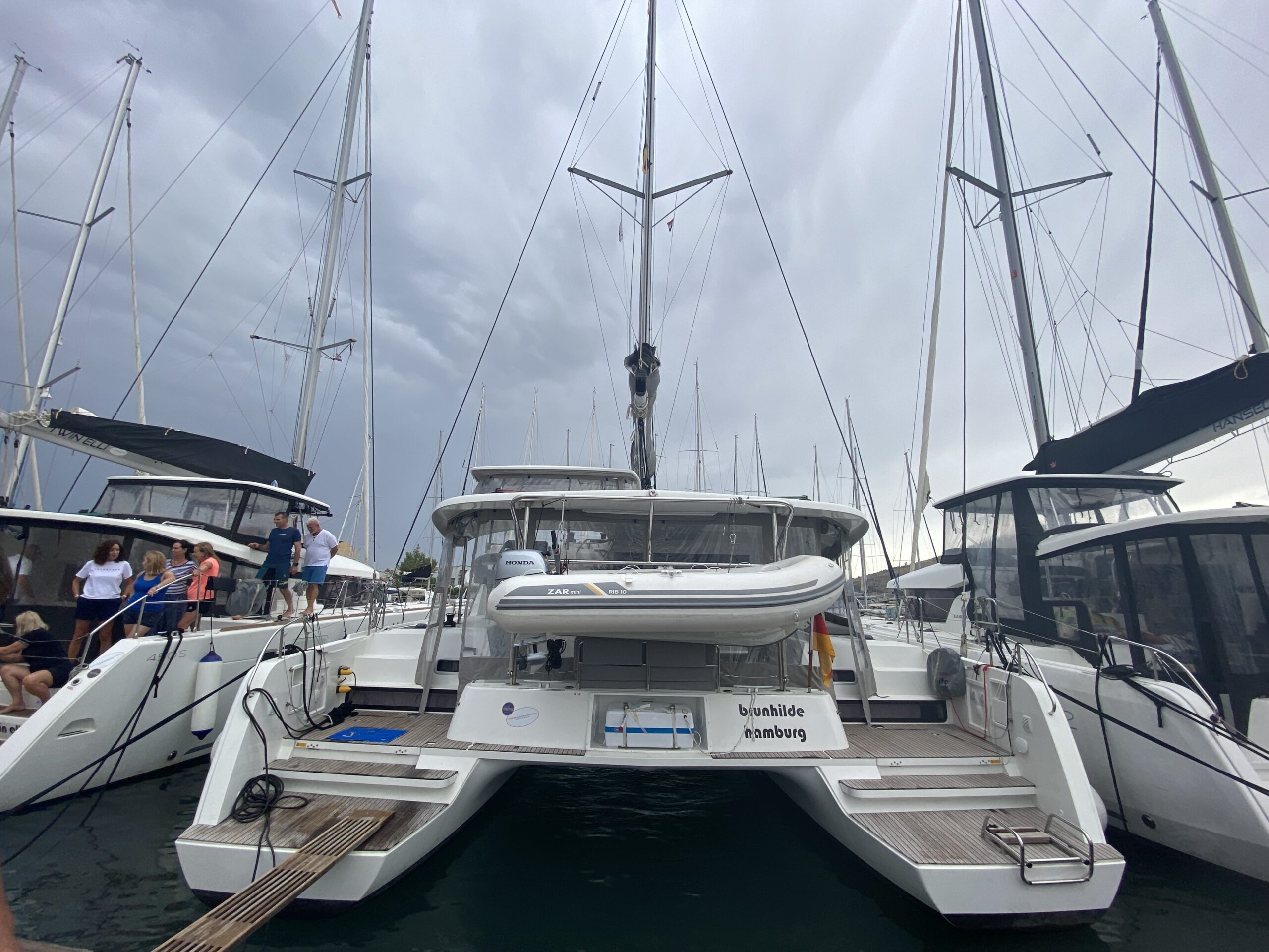 Lagoon 42 – 4 + 1 cab. – Catamaran