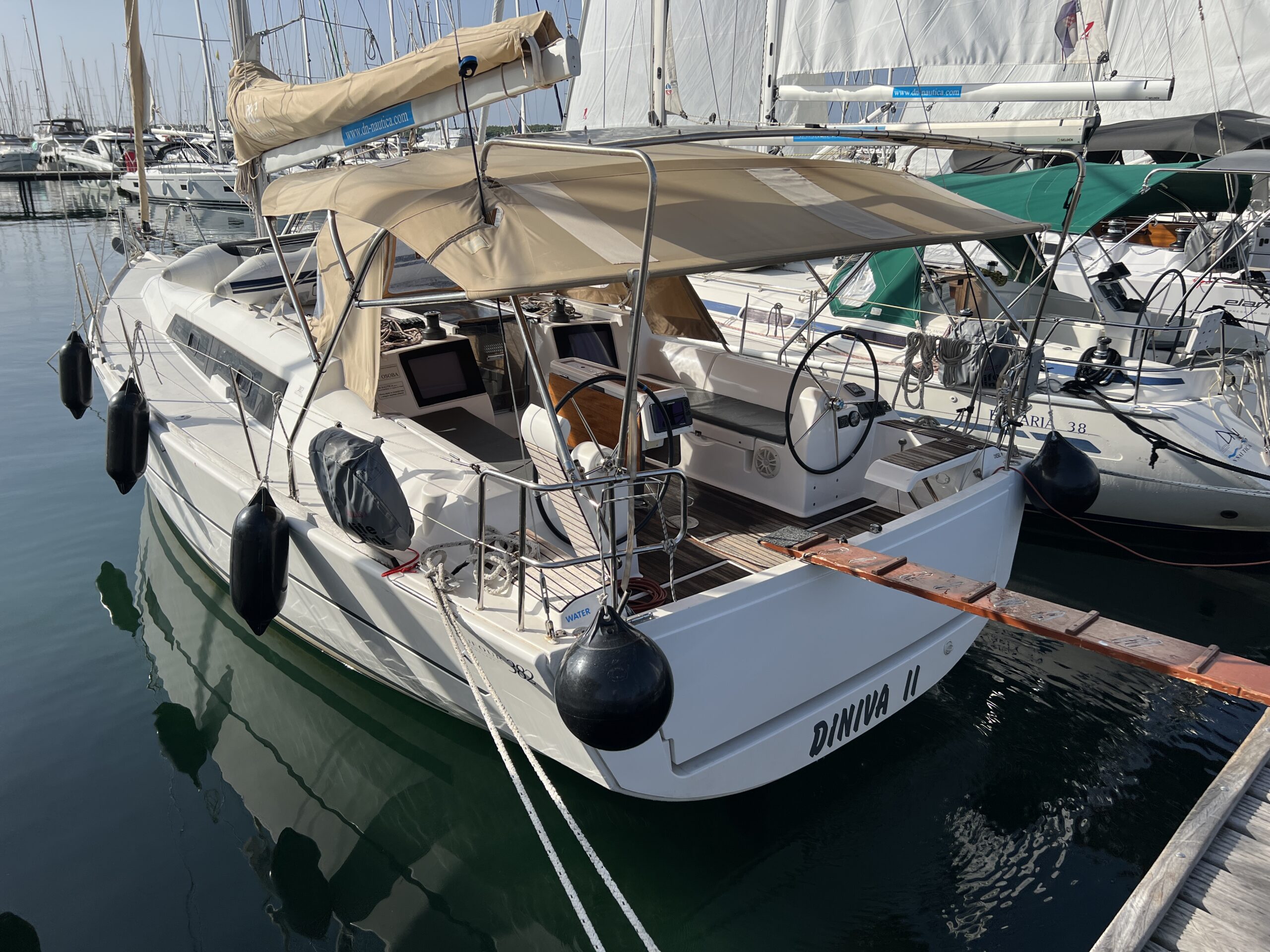 Dufour 382 GL – Sailing yacht