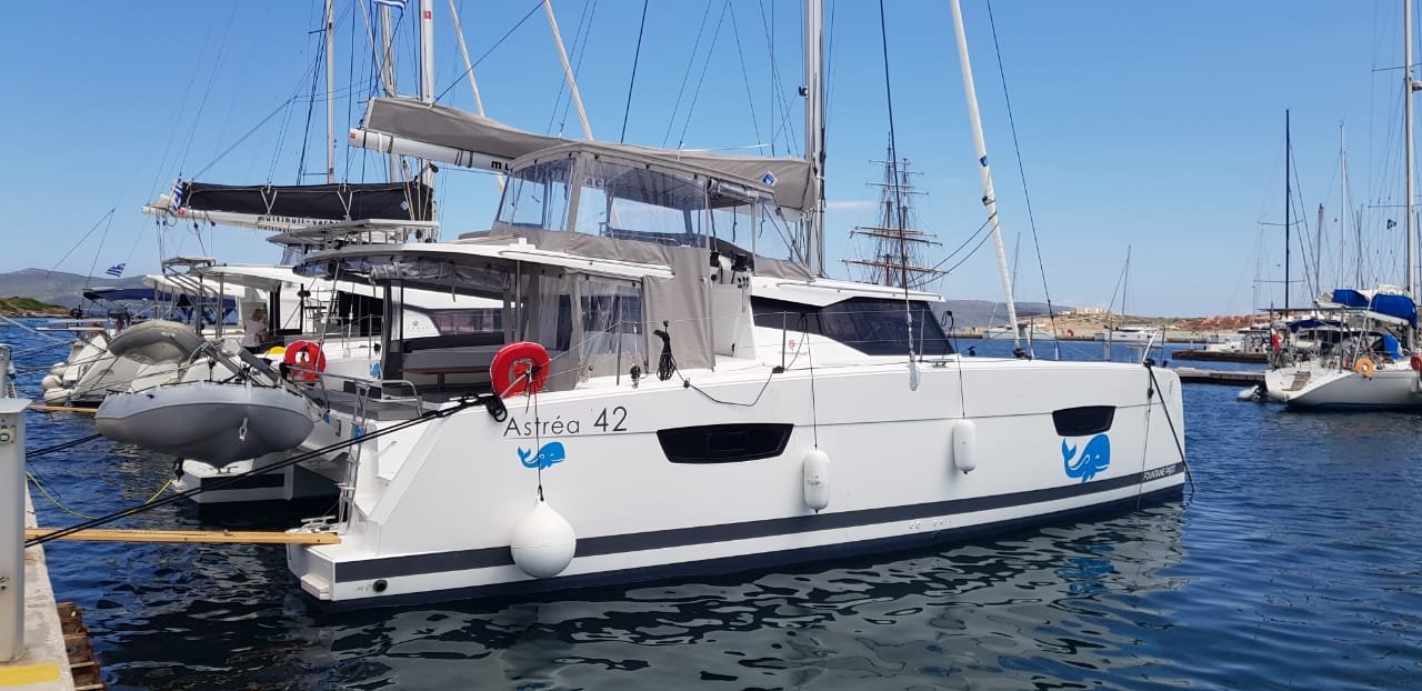 Fountaine Pajot Astrea 42 – 4 + 2 cab. – Catamaran