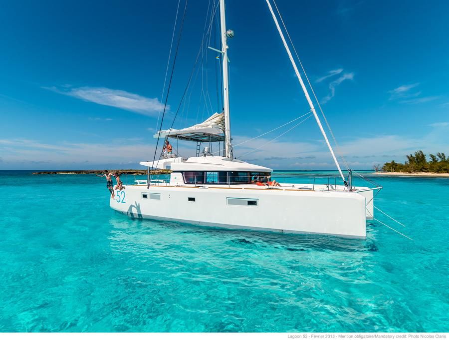 Lagoon 52 – 5 + 2 cab. – Catamaran