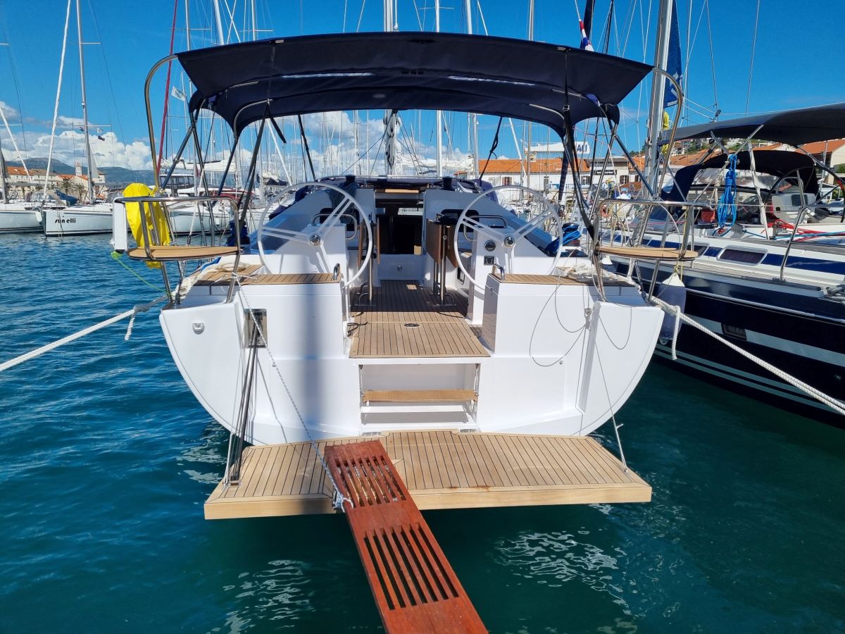 Elan Impression 45.1 – Sailing yacht