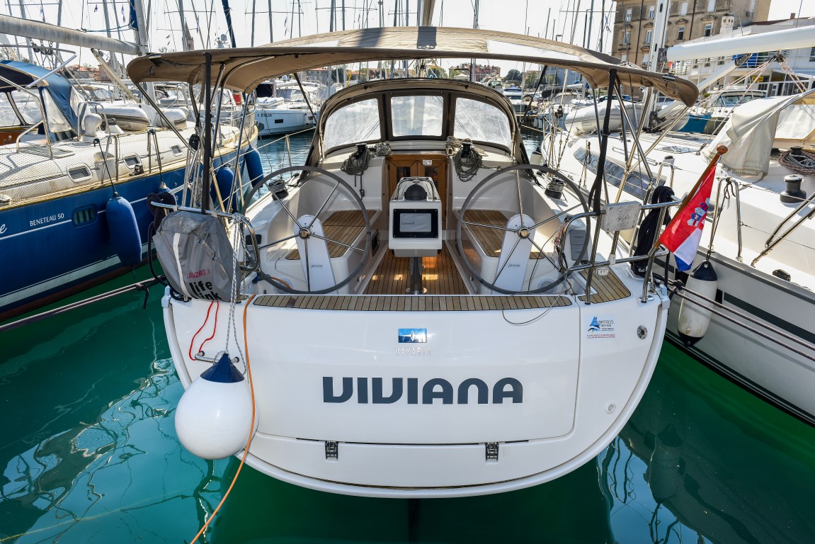 Bavaria Cruiser 37 – 3 cab. – Sailing yacht