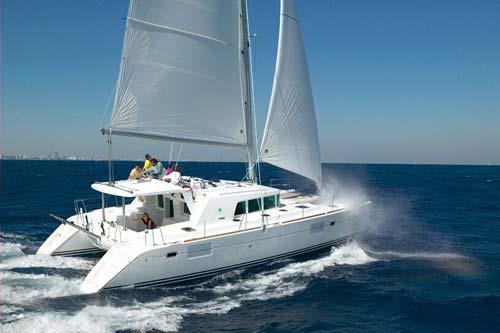 Lagoon 440 – 4 + 1 cab. – Catamaran