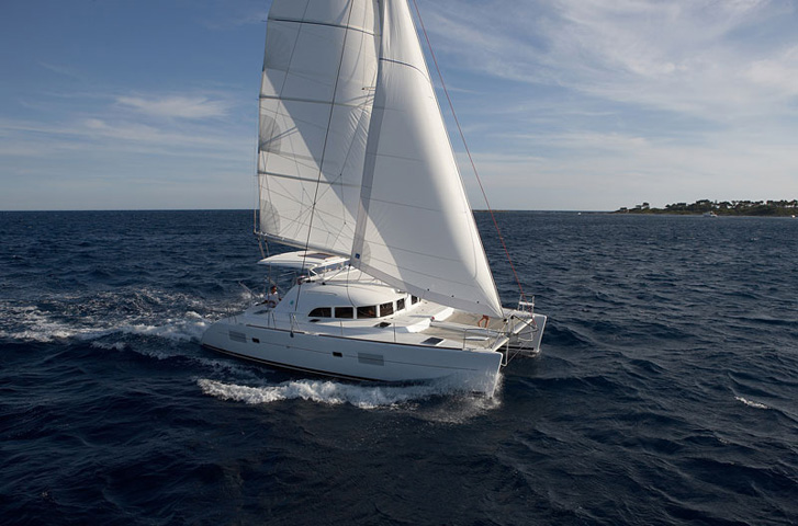 Lagoon 380 S2 – 4 cab. – Catamaran