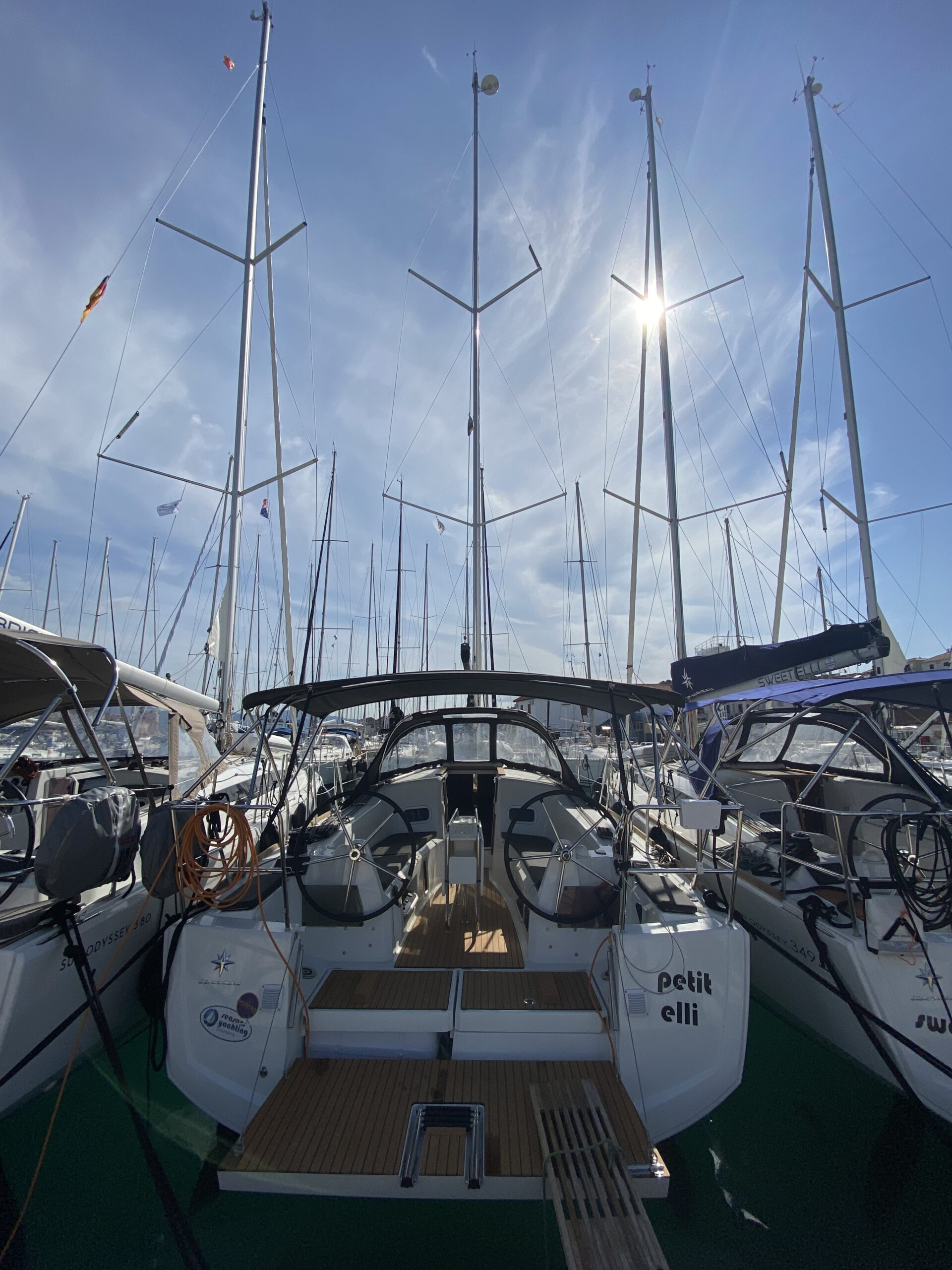 Sun Odyssey 349 – 3 cab. – Sailing yacht