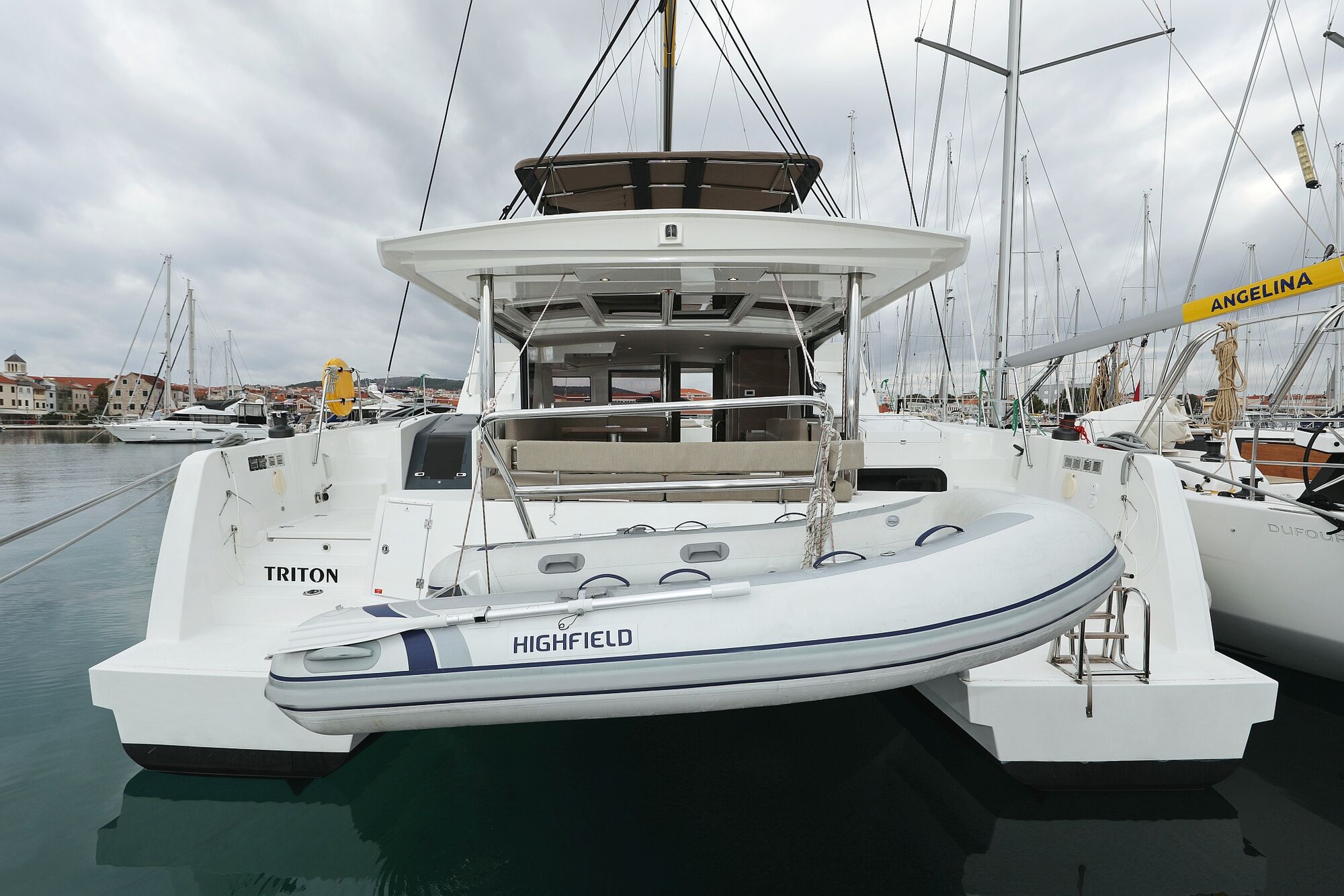 Bali 4.6 – 5 + 1 cab. – Catamaran
