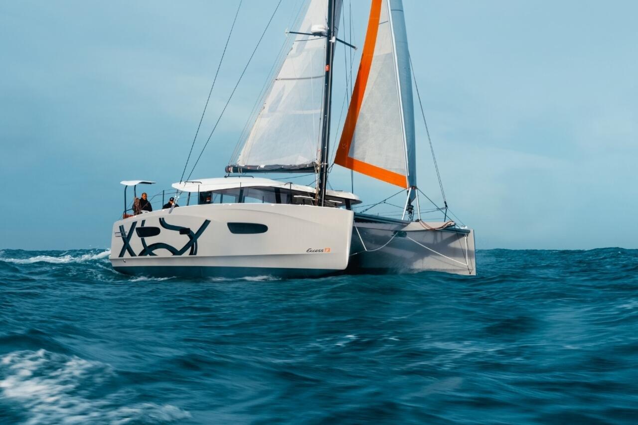 Excess 13 – 4 + 2 cab. – Catamaran