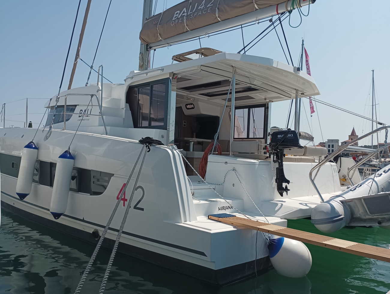 Bali 4.2 – Catamaran