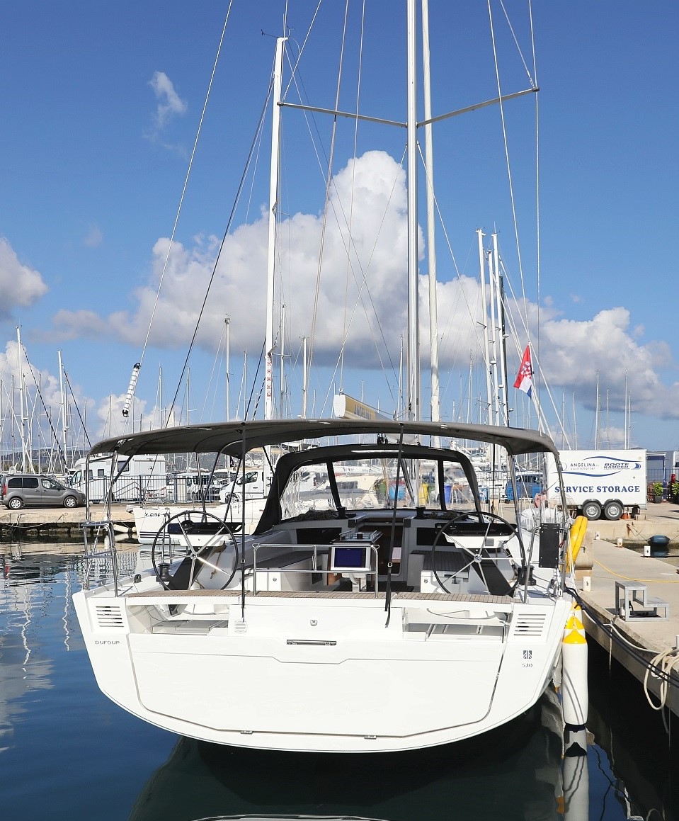 Dufour 530 – 6 cab. – Sailing yacht