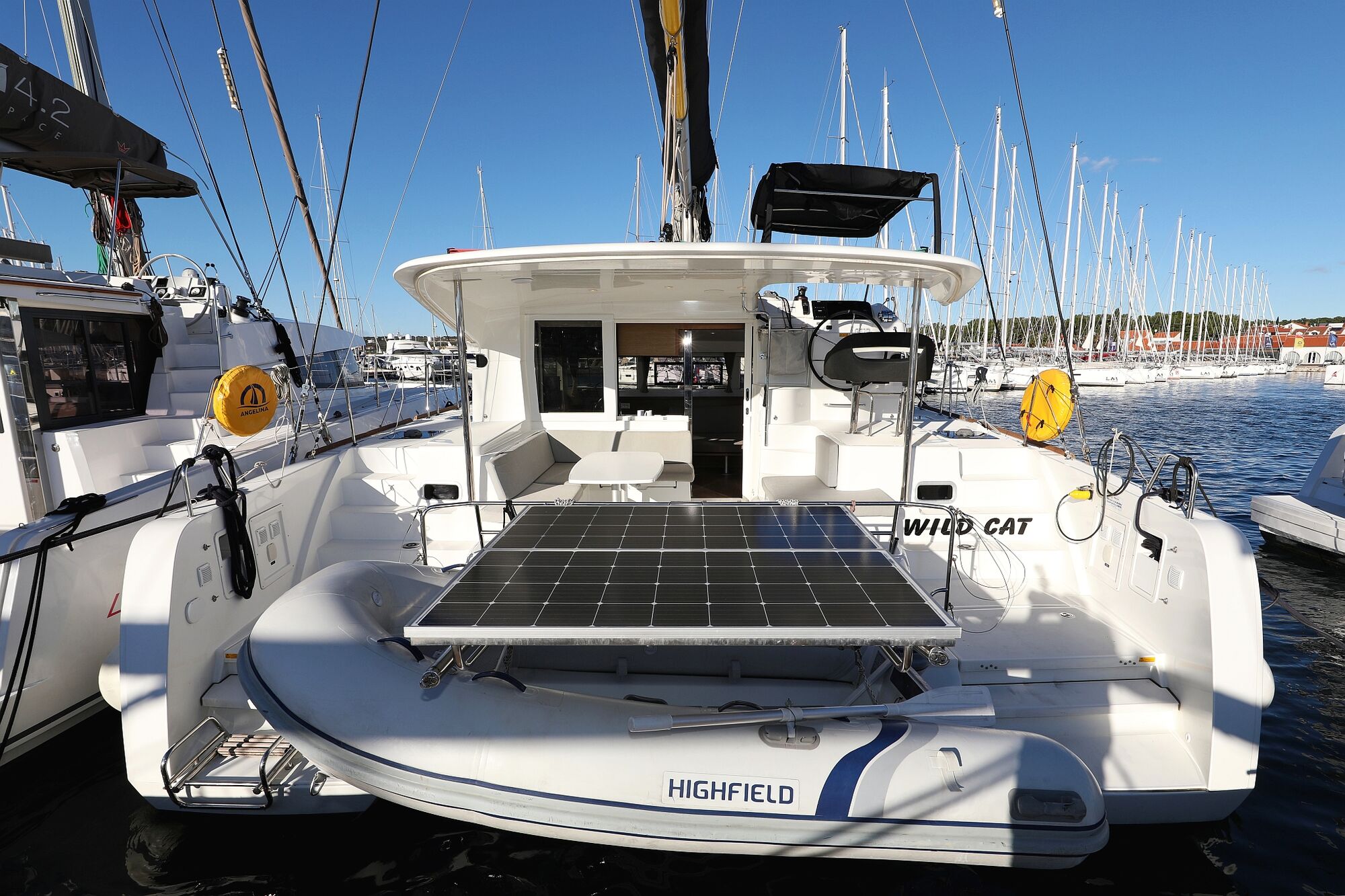 Lagoon 40 – 4 + 2 cab – Catamaran