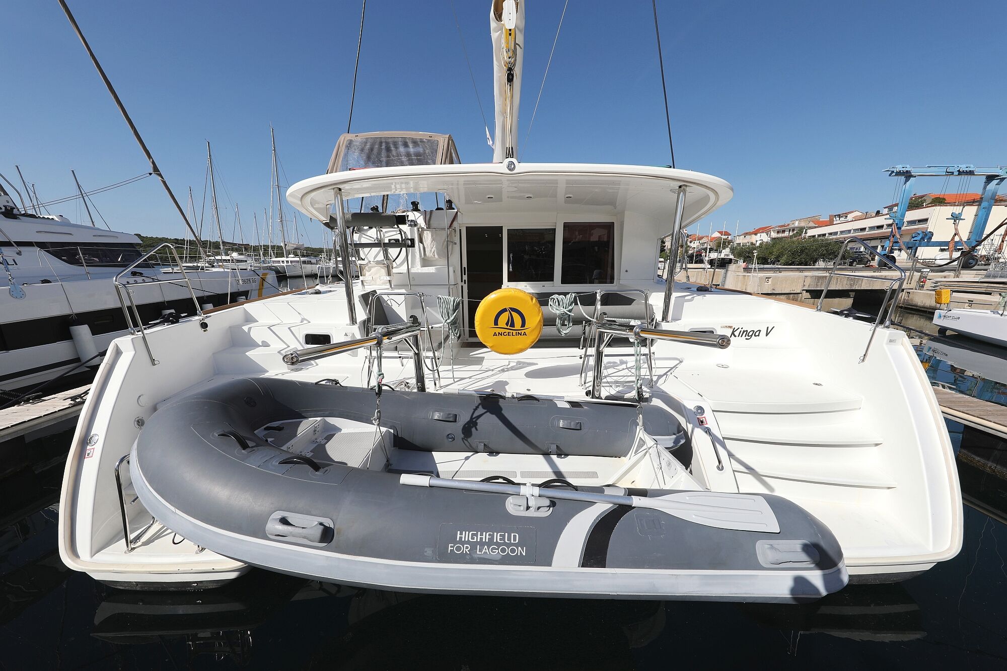 Lagoon 400 S2 – 4 + 2 cab. – Catamaran