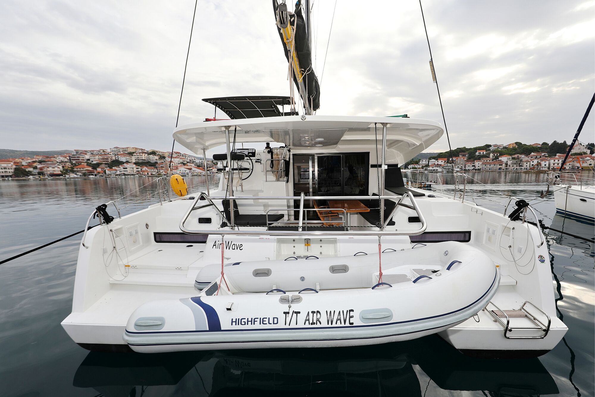 Lagoon 42 – 4 + 2 cab. – Catamaran