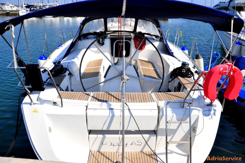 Dufour 44 – 4 cab.* – Sailing yacht