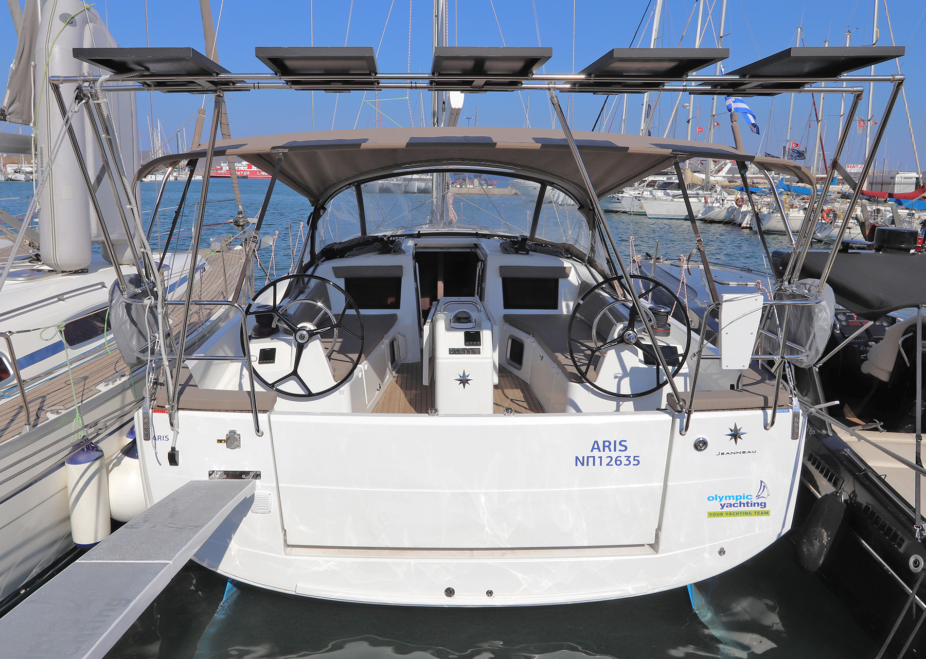 Sun Odyssey 410 – 3 cab. – Sailing yacht