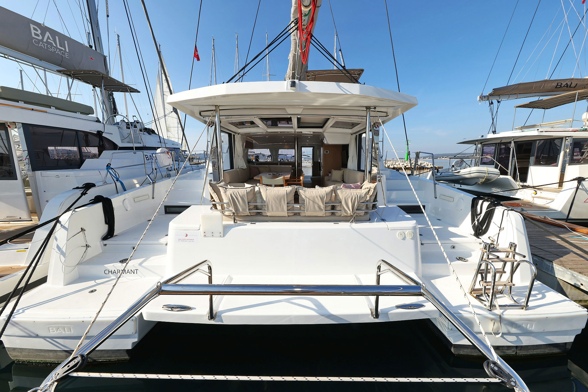 Bali 4.2 – 4 + 1 cab. – Catamaran