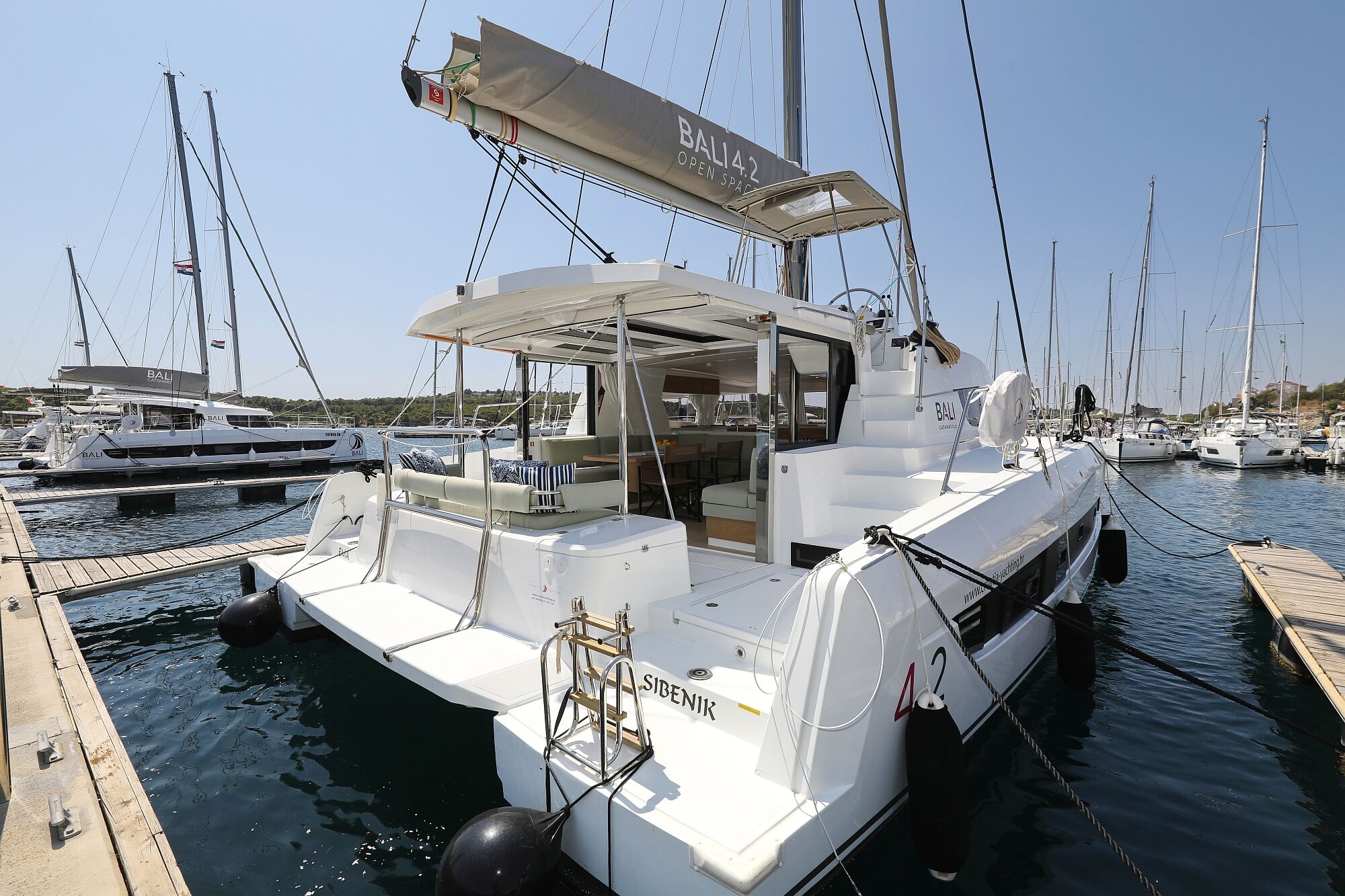 Bali 4.2 – Catamaran