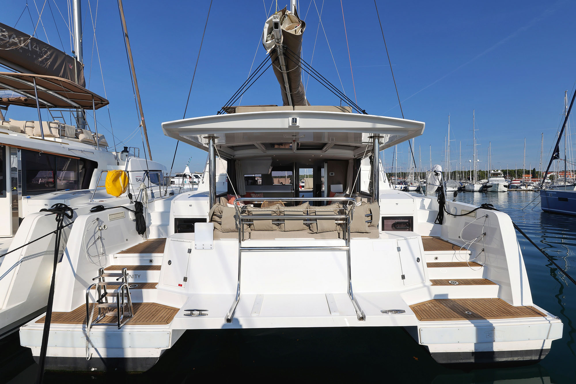 Bali 4.4 – 4 + 2 cab. – Catamaran
