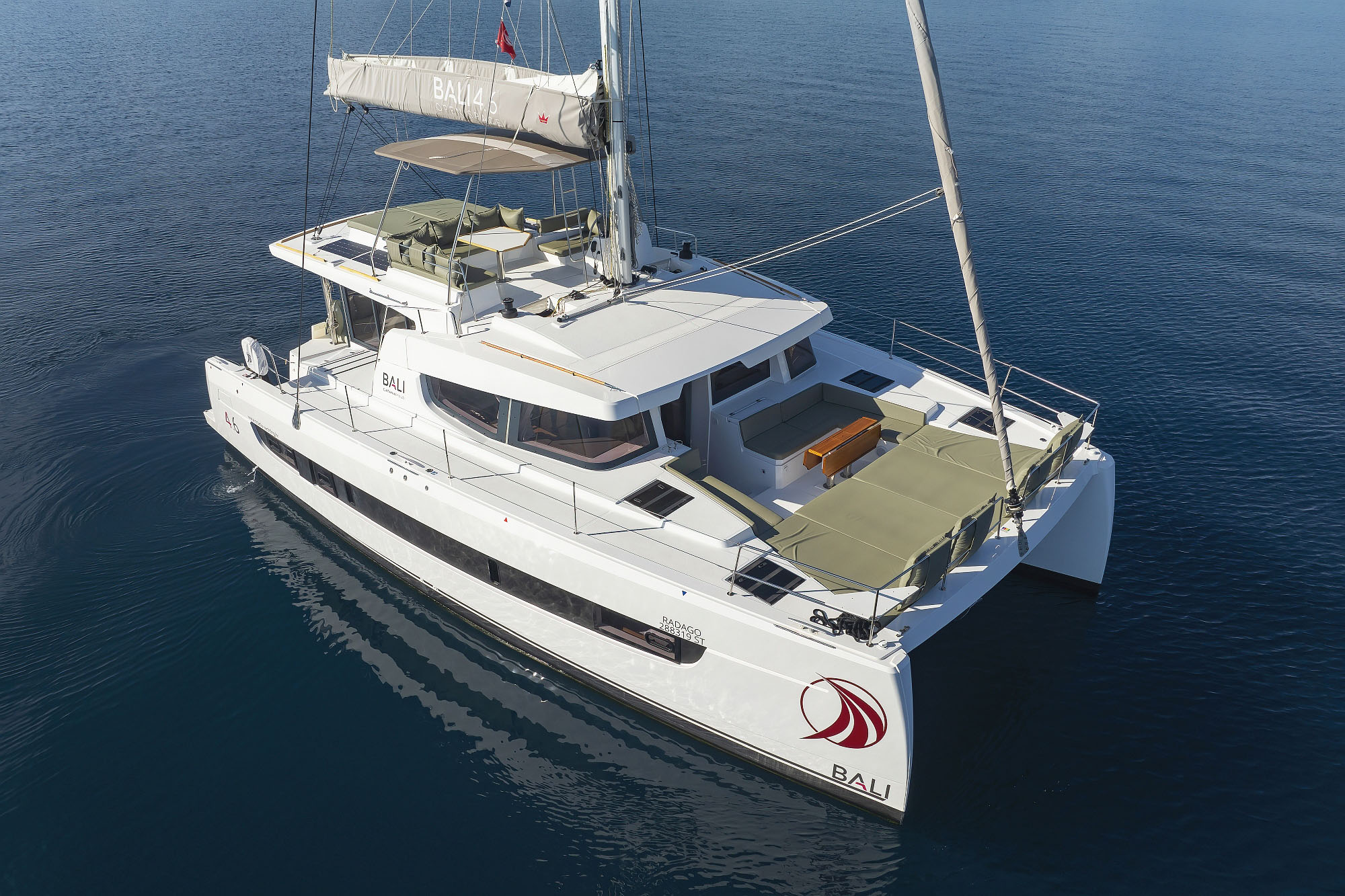 Bali 4.6 – 5 + 1 cab. – Catamaran