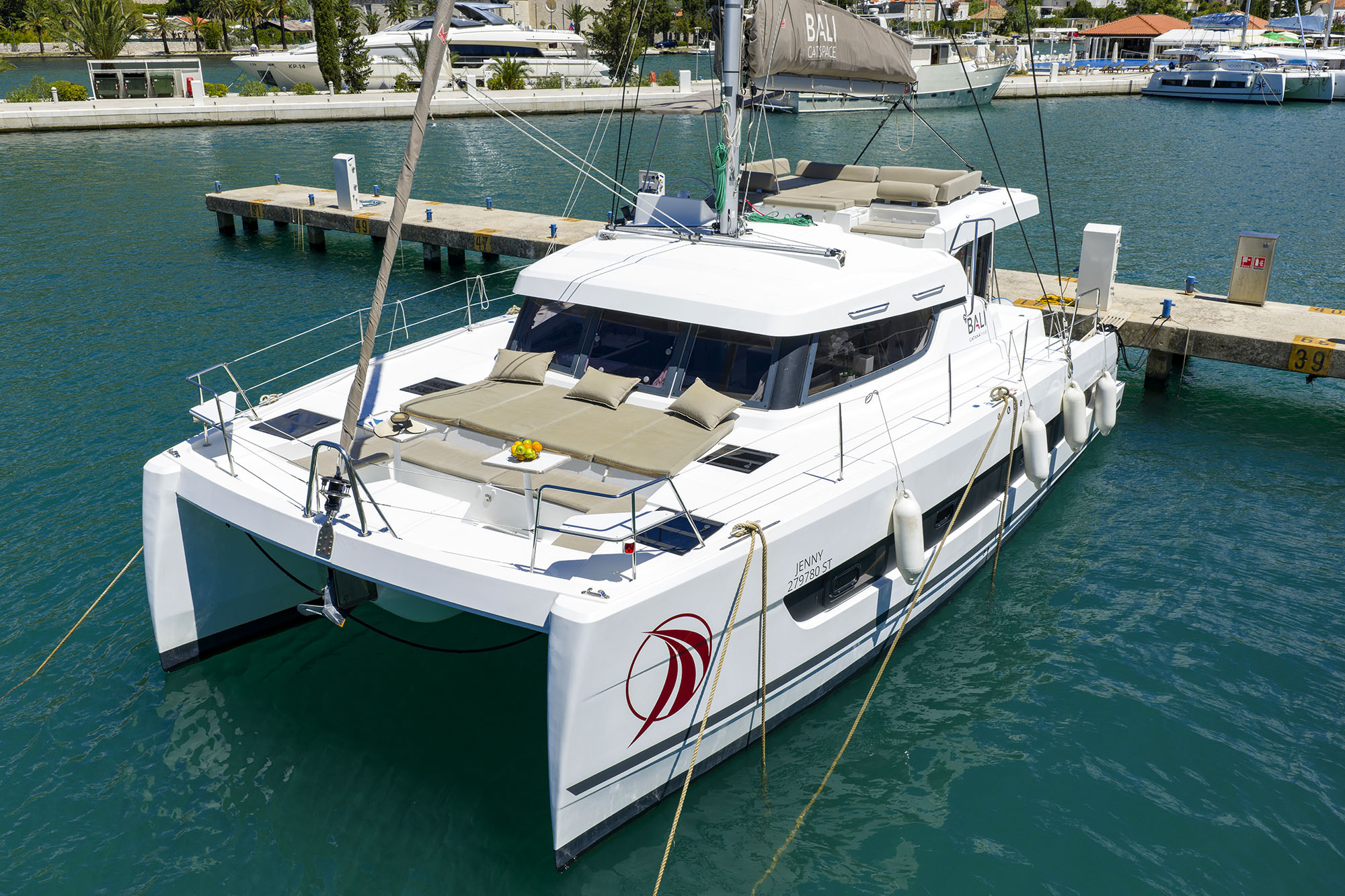 Bali Catspace – Catamaran