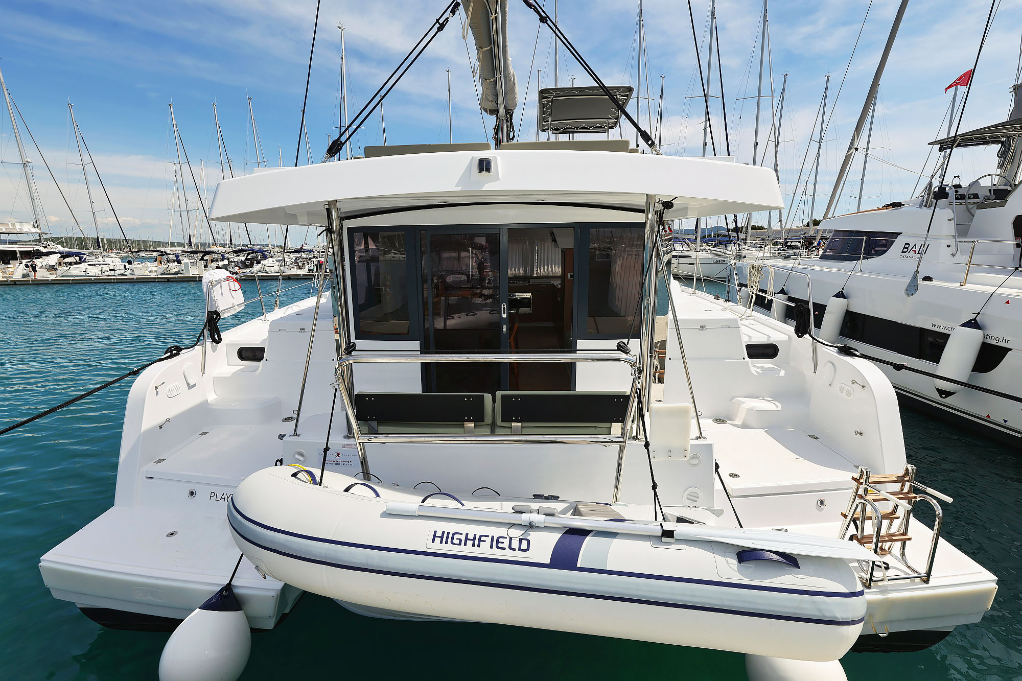 Bali Catspace OW – Catamaran