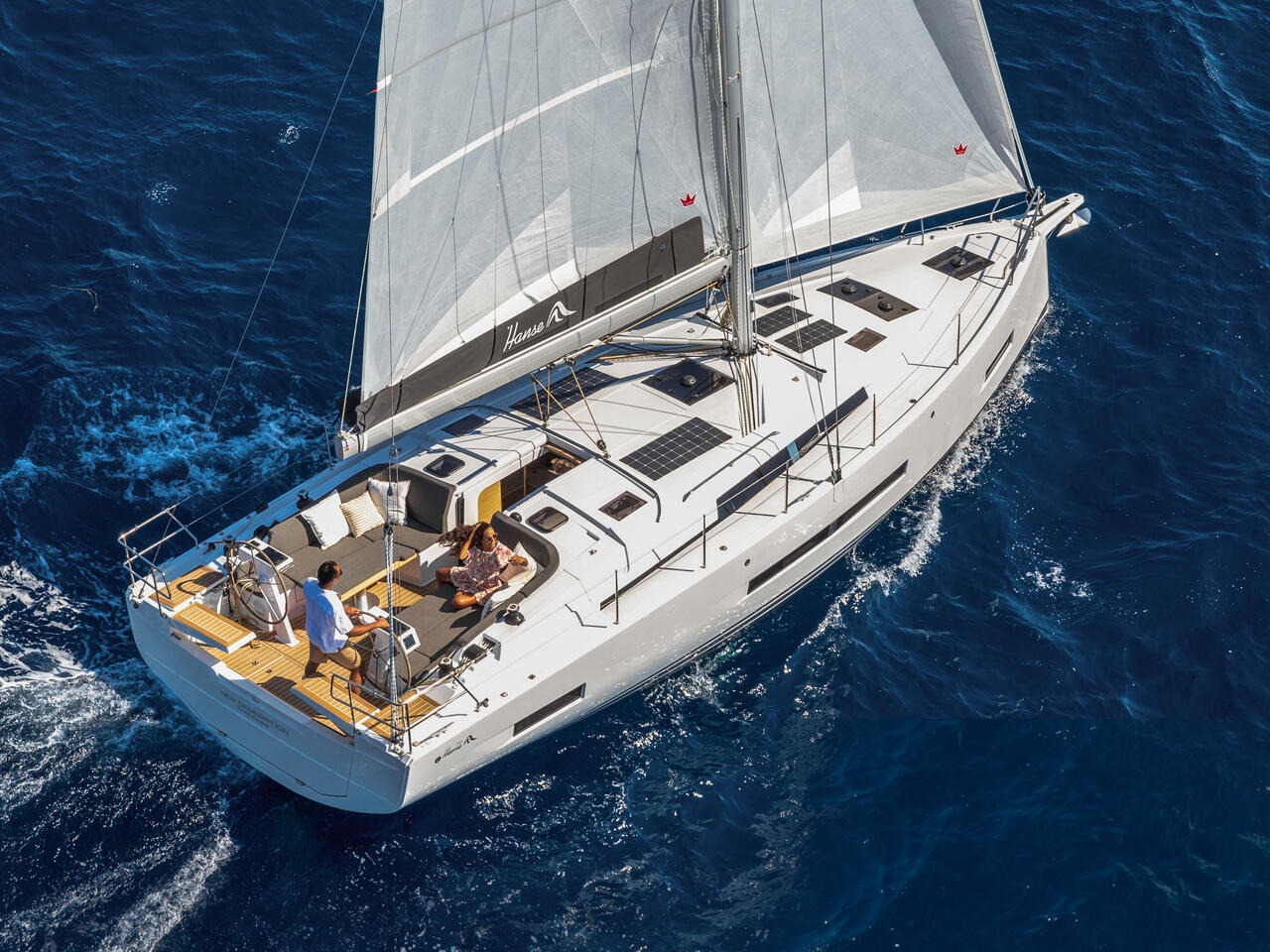 Hanse 410 – Sailing yacht