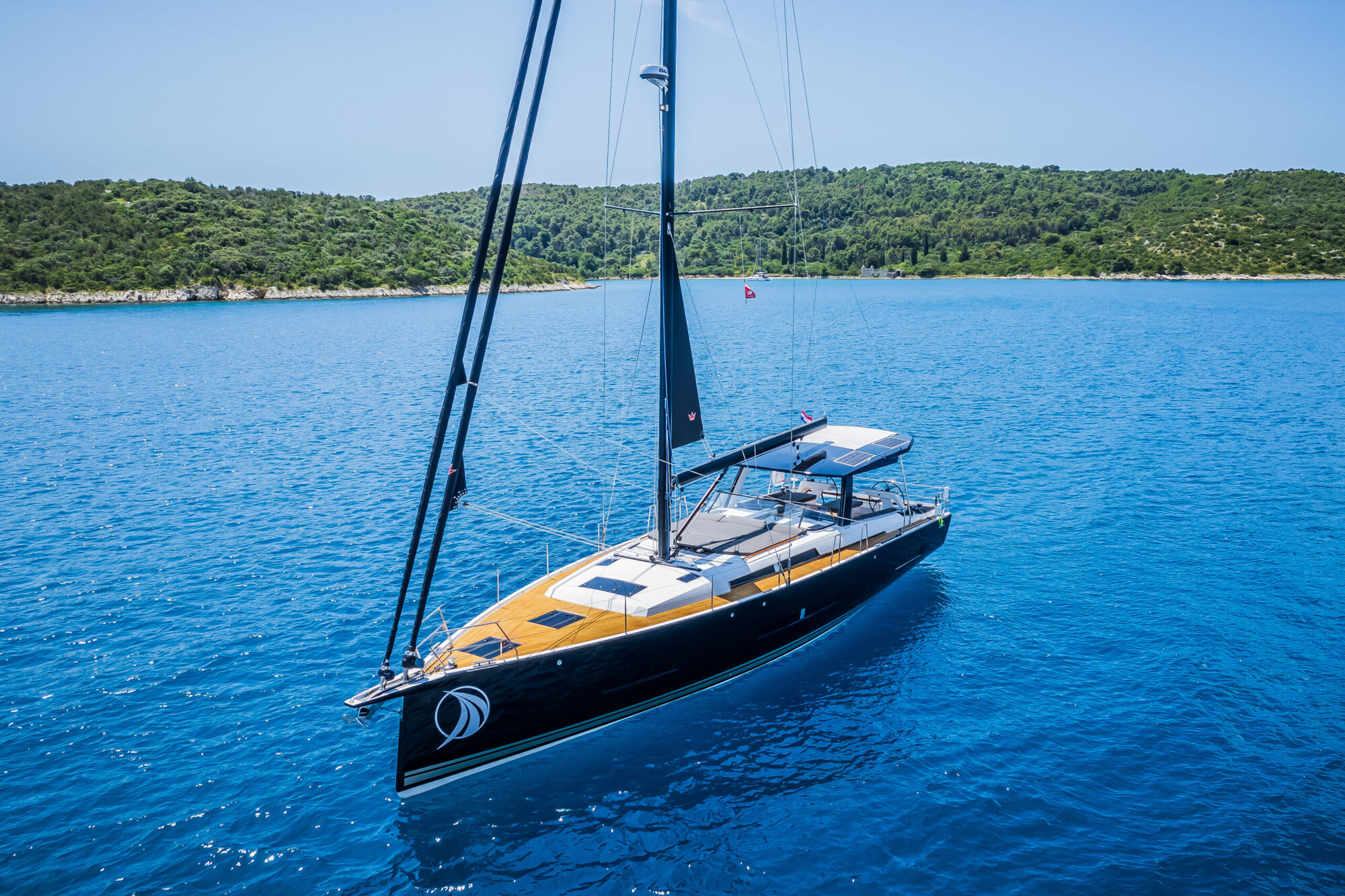 Hanse 510 – 4 + 1 cab. – Sailing yacht