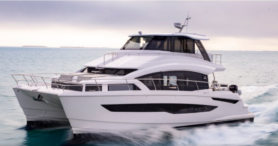 Aquila 54 – 4 + 2 cab. – Power catamaran