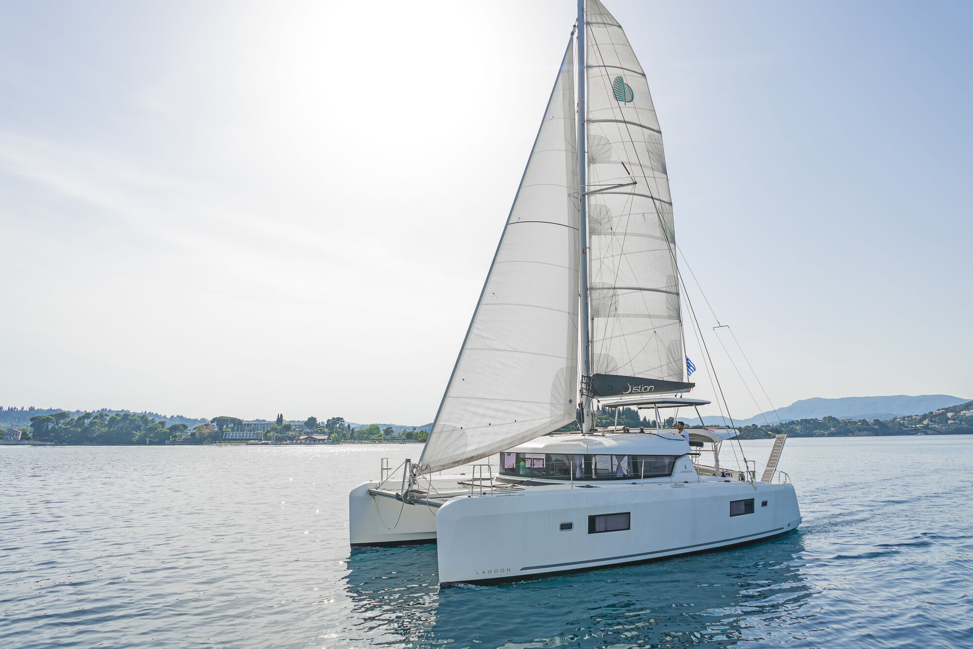 Lagoon 42 – 4 + 2 cab. – Catamaran
