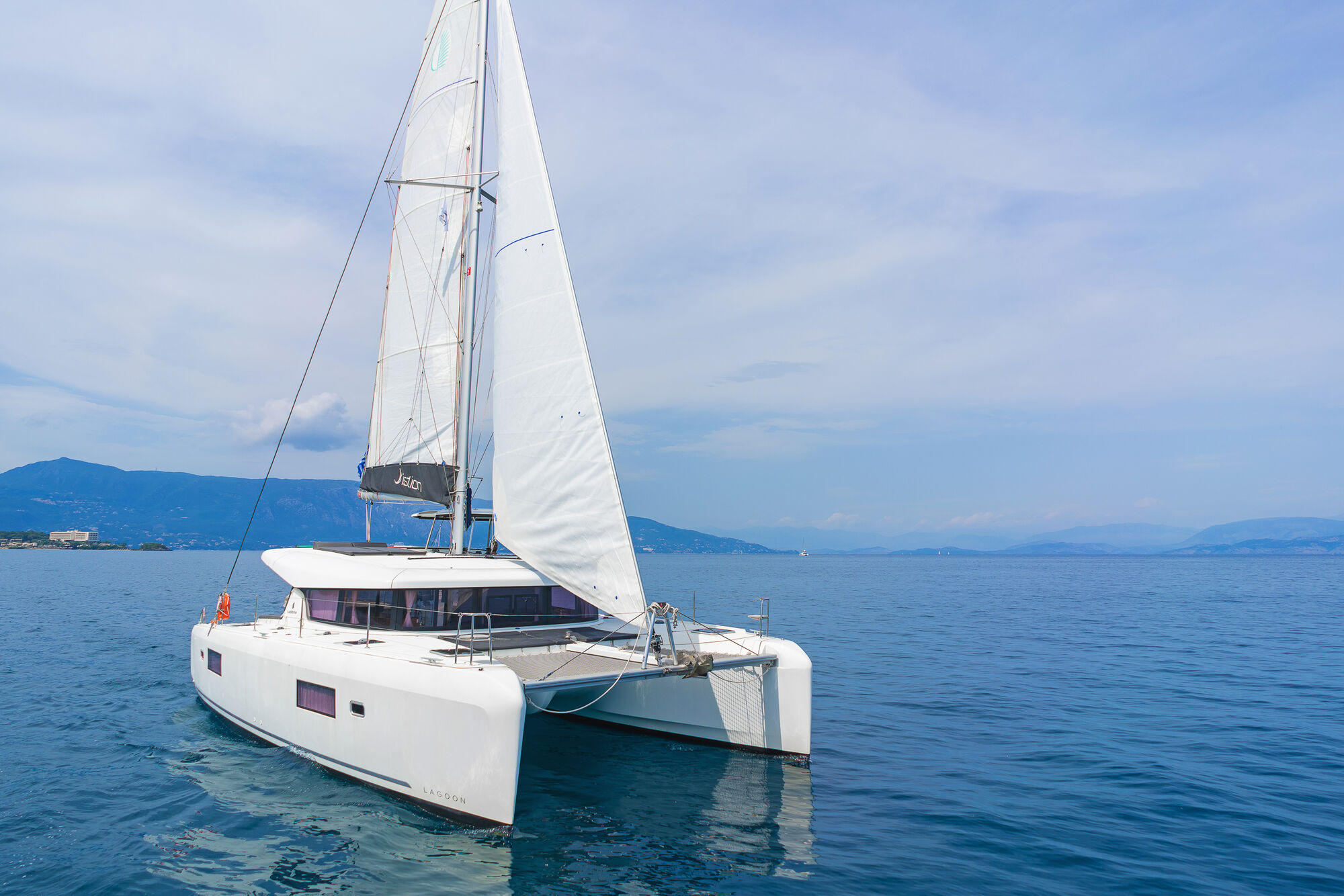Lagoon 42 – 4 + 2 cab. – Catamaran