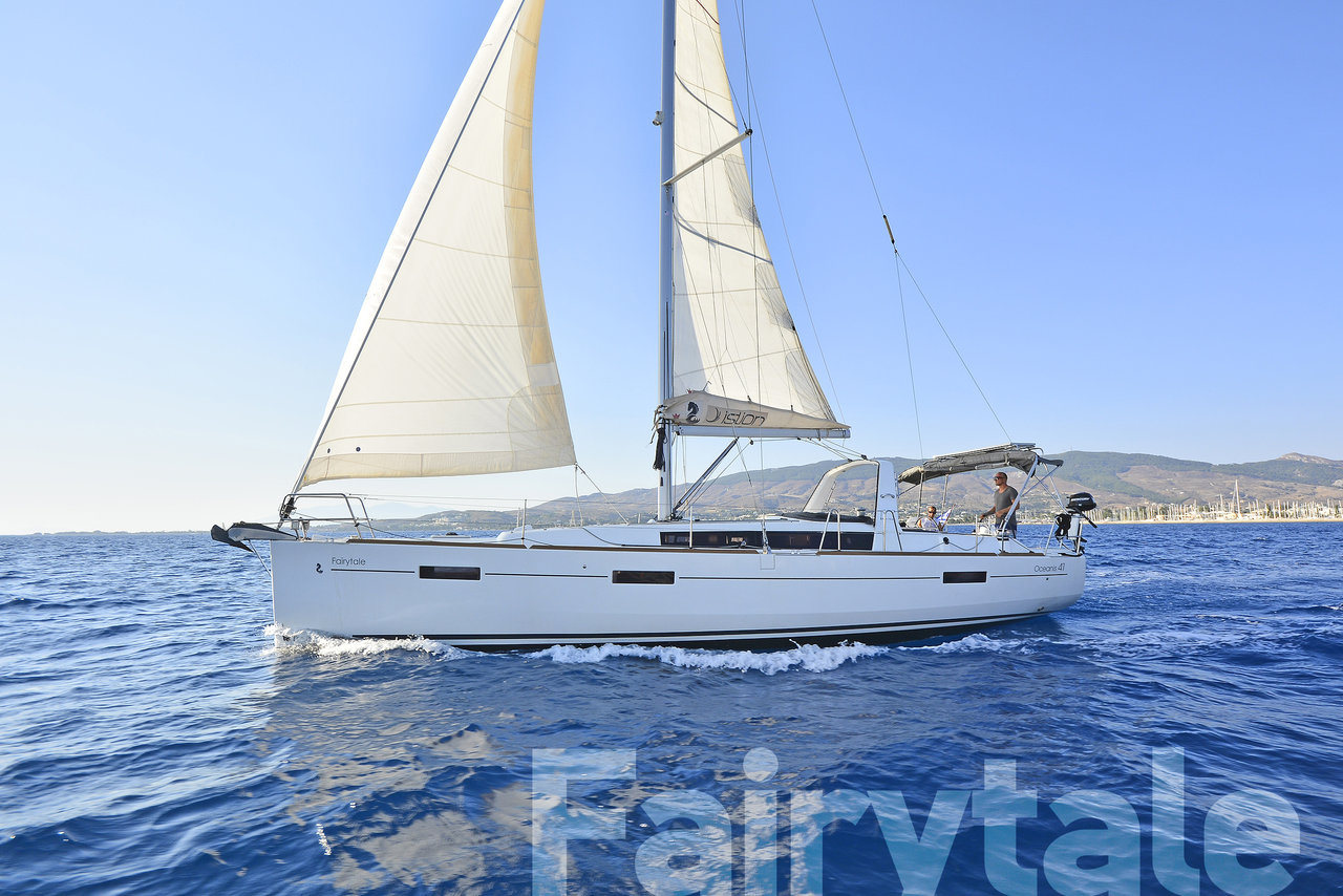 Oceanis 41 – Sailing yacht