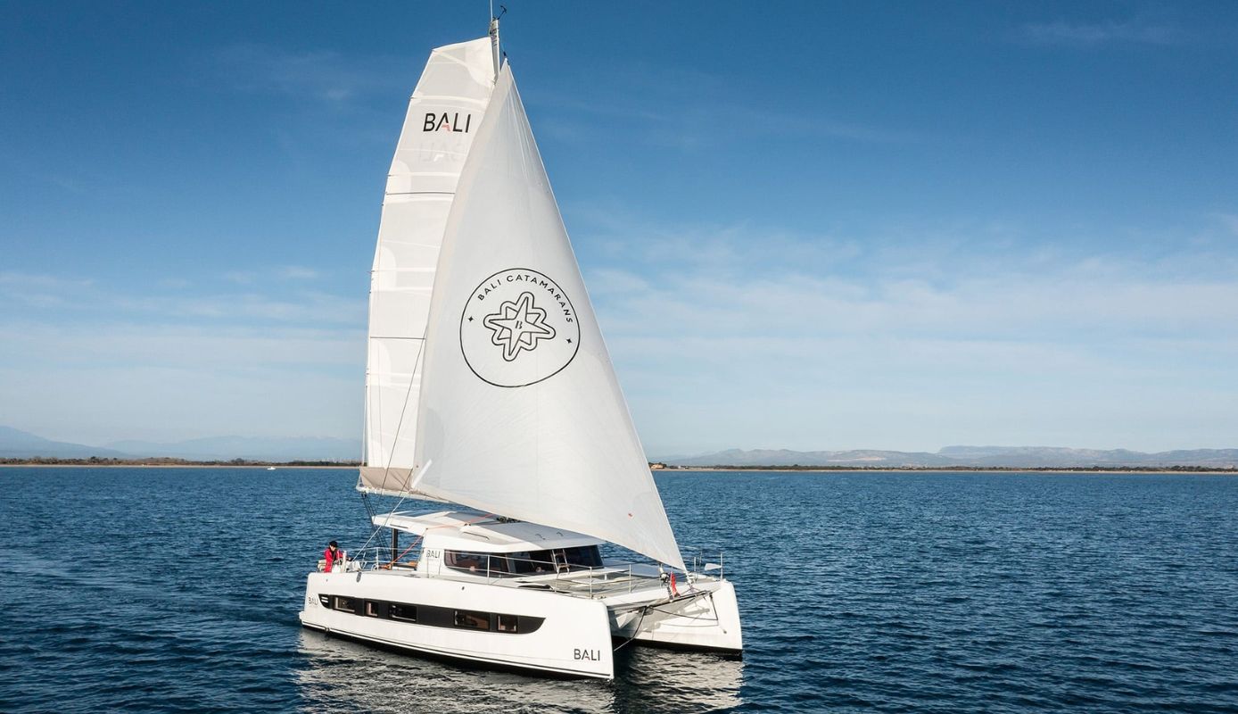 Bali Catsmart – 4 + 2 cab. – Catamaran