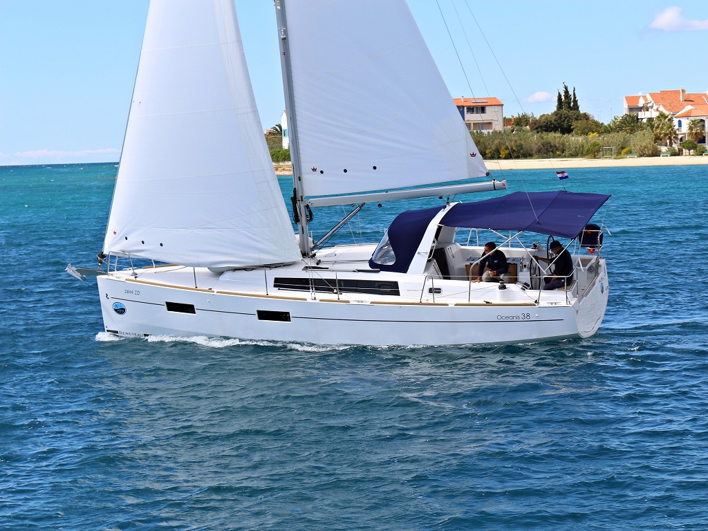 Oceanis 38.1 – Sailing yacht