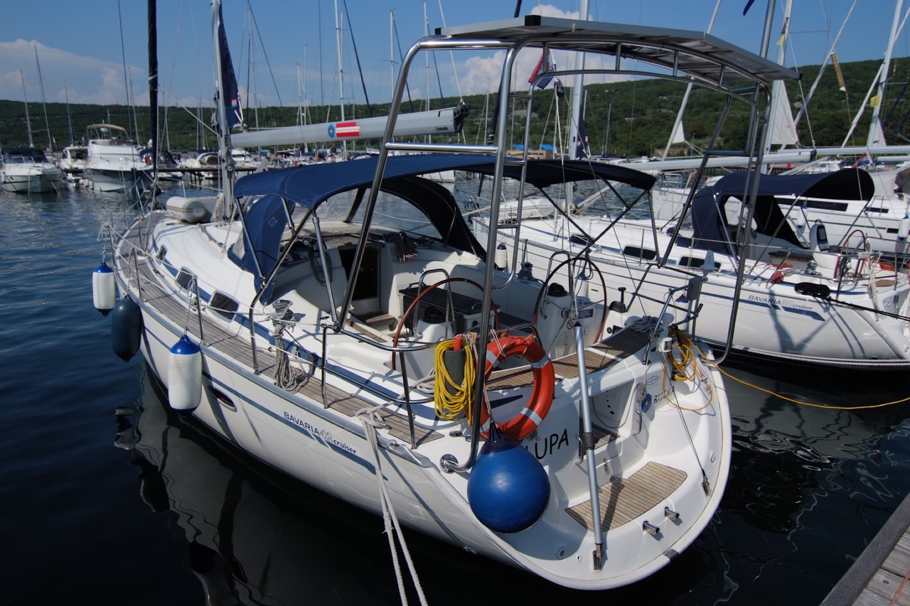 Bavaria 42 Cruiser – Sailing yacht