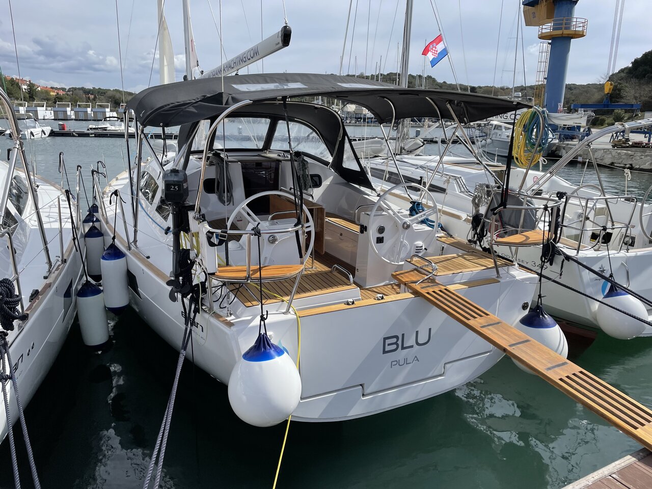 Elan Impression 40.1 – Sailing yacht