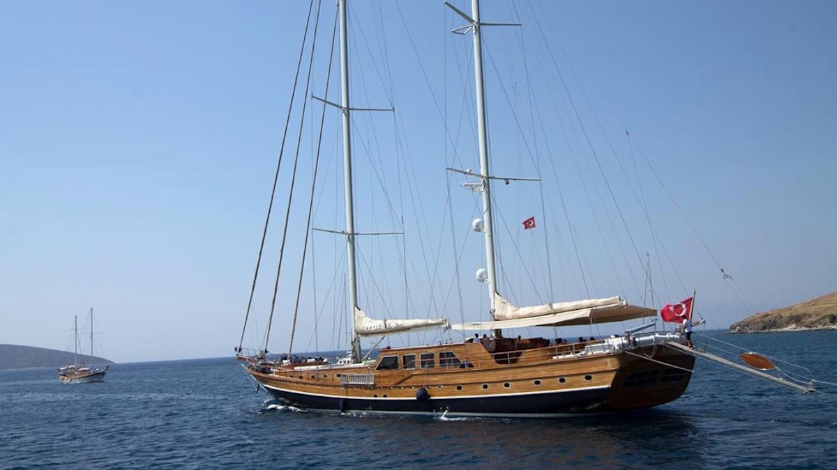 Carpediem 5 – Motorsailer