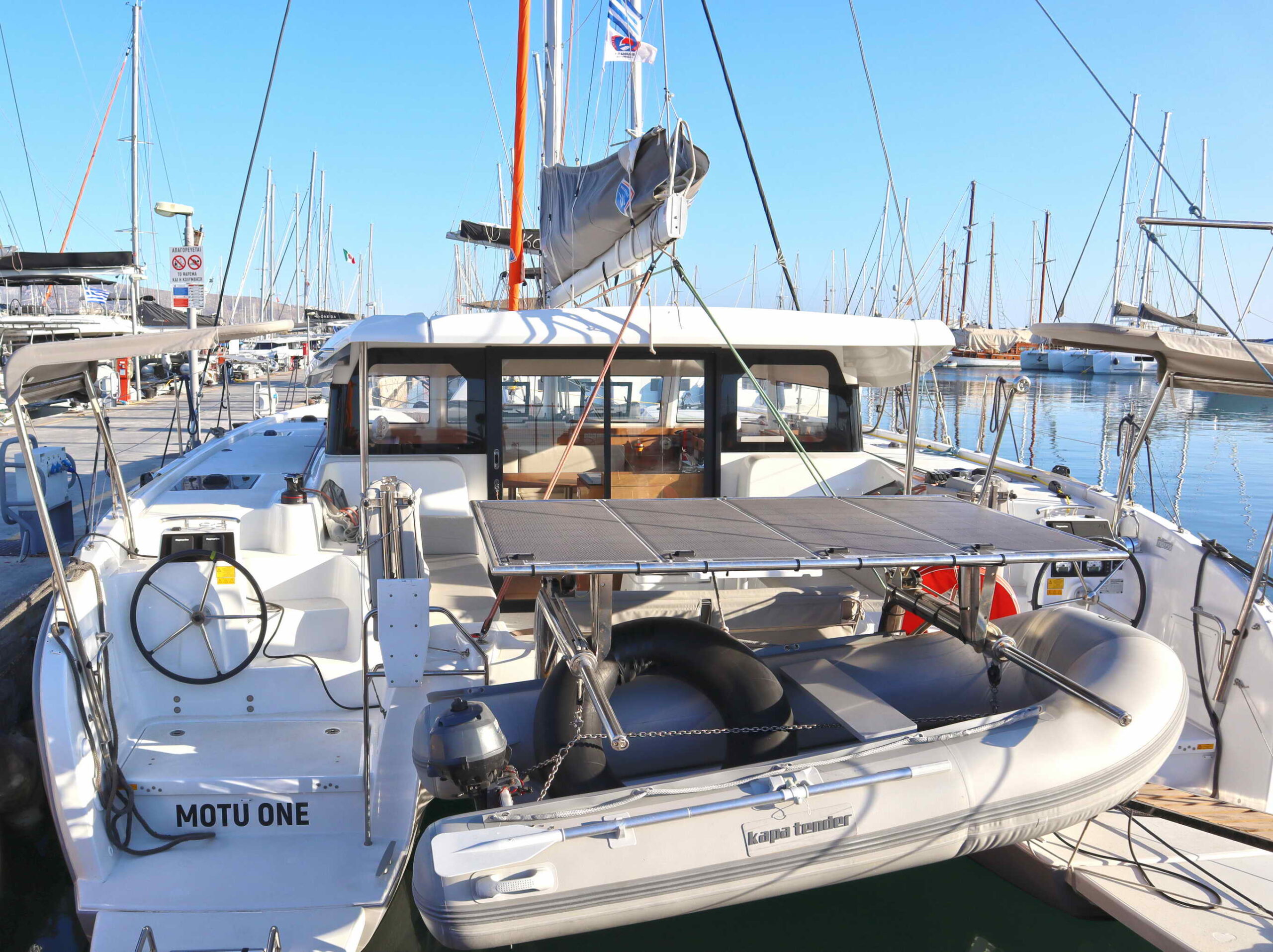 Excess 11 – 3 + 2 cab – Catamaran