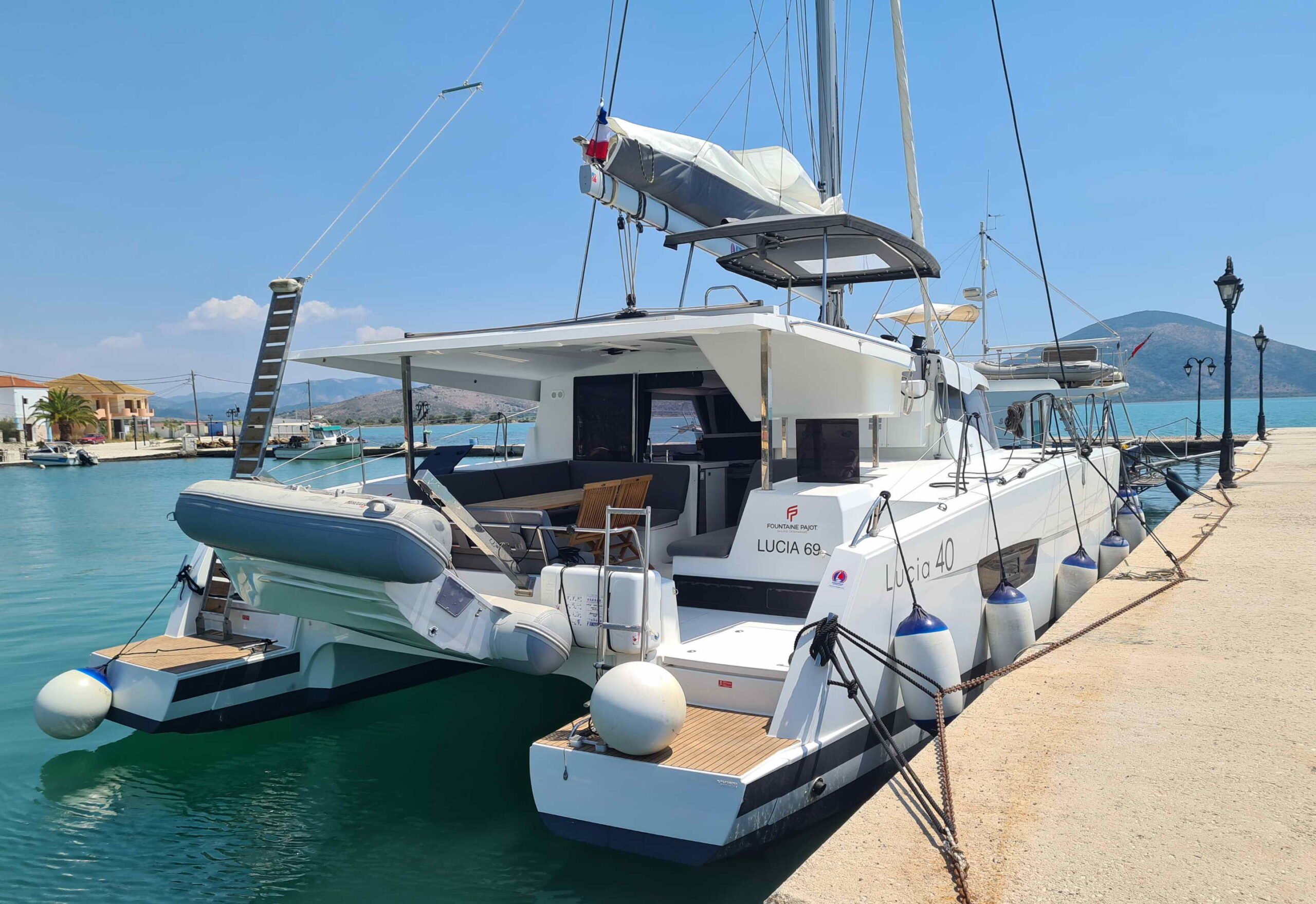 Fountaine Pajot Lucia 40 – 4 cab. – Catamaran