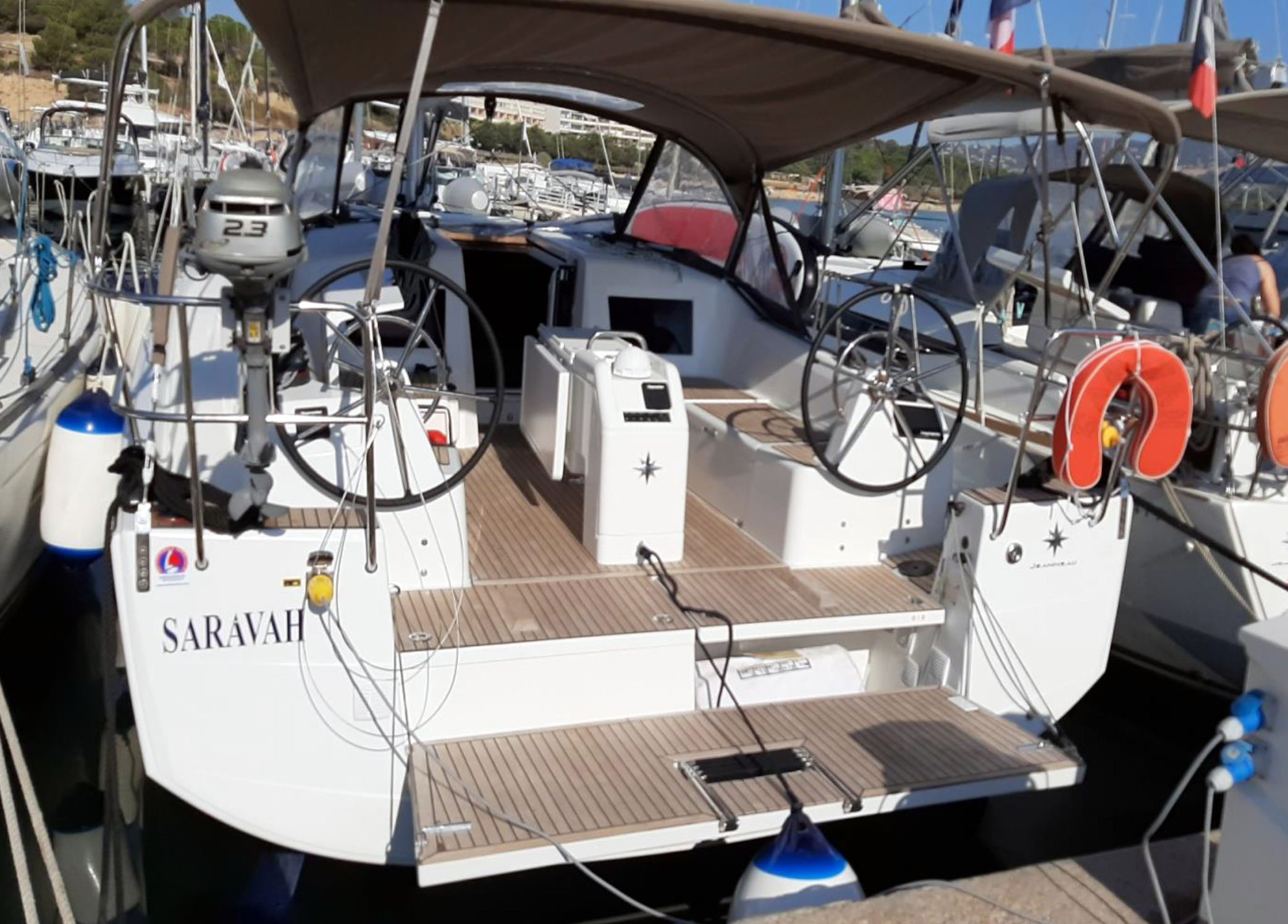 Sun Odyssey 410 – 3 cab. – Sailing yacht
