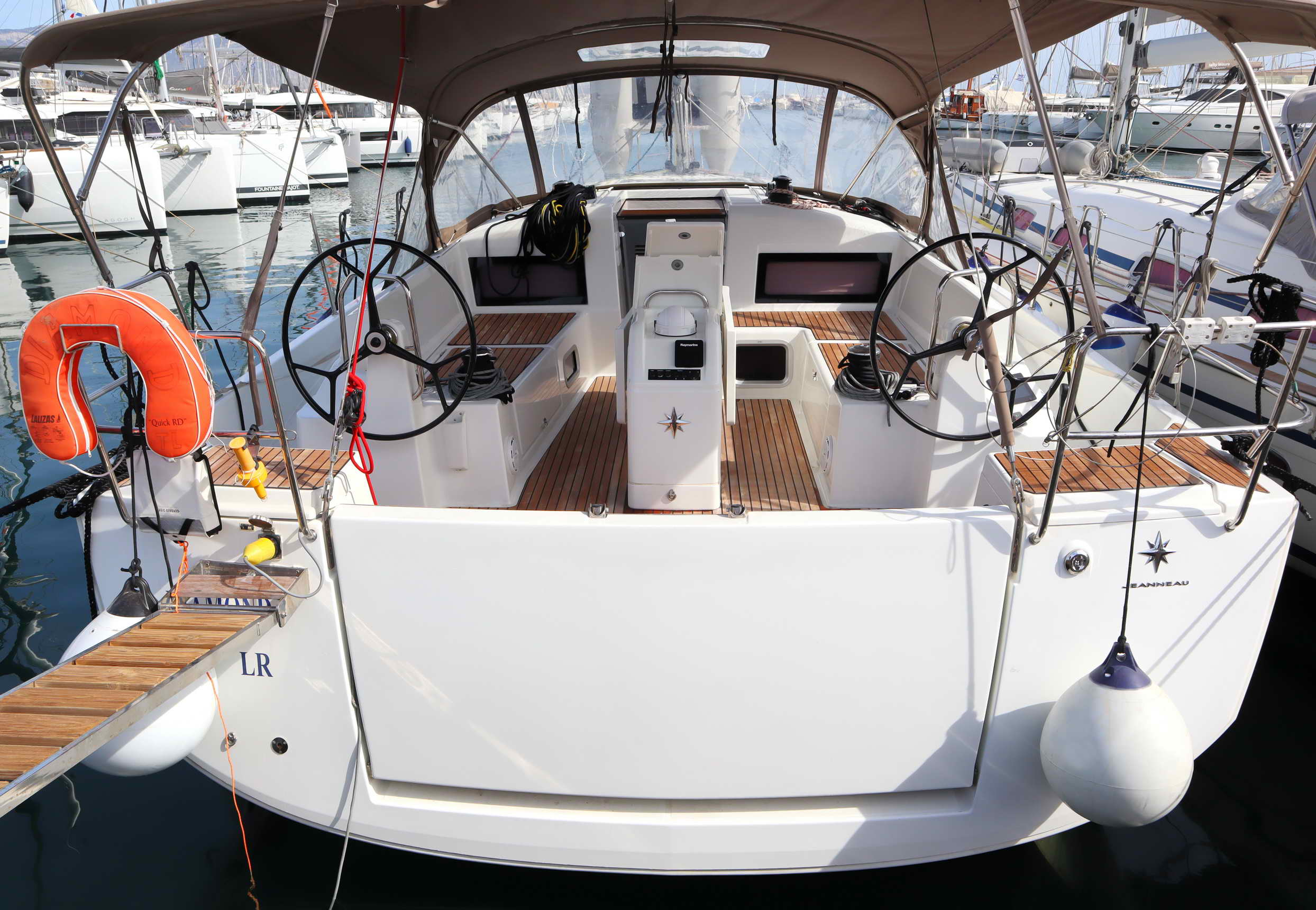 Sun Odyssey 440 – 4 cab. – Sailing yacht