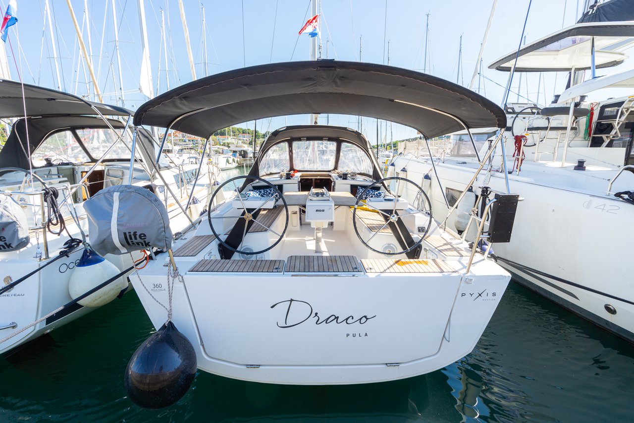 Dufour 360 GL – 3 cab. – Sailing yacht