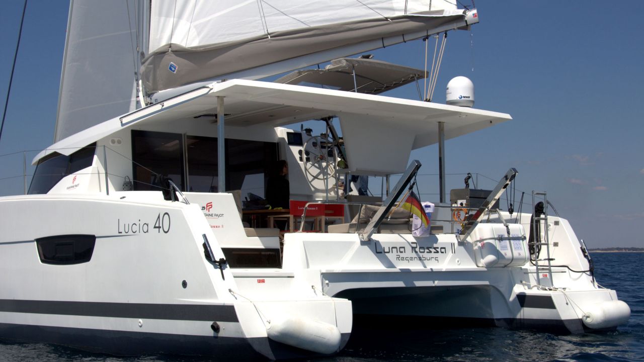 Fountaine Pajot Lucia 40 – 4 cab. – Catamaran
