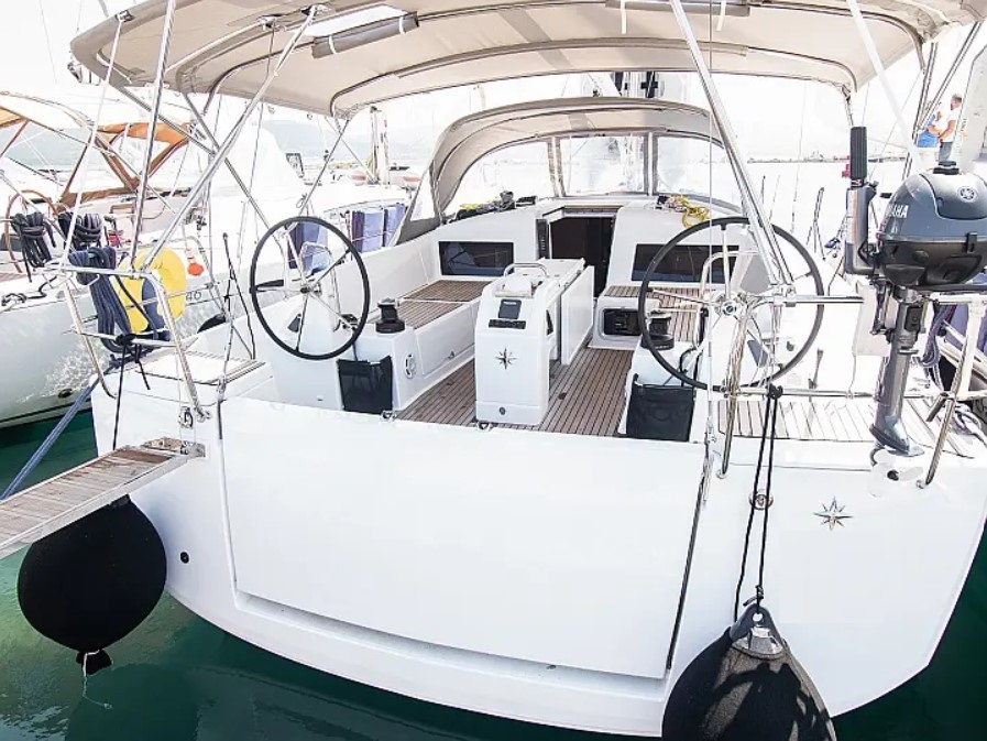 Sun Odyssey 440 – 4 cab. – Sailing yacht