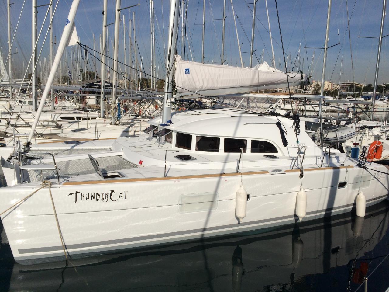 Lagoon 380 – 4 cab. – Catamaran