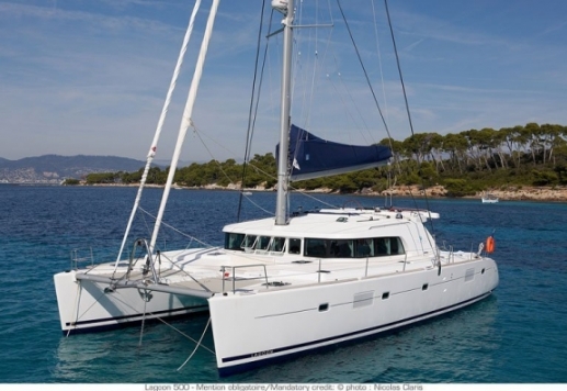 Lagoon 500 – 5 + 1 + 1 cab. – Catamaran
