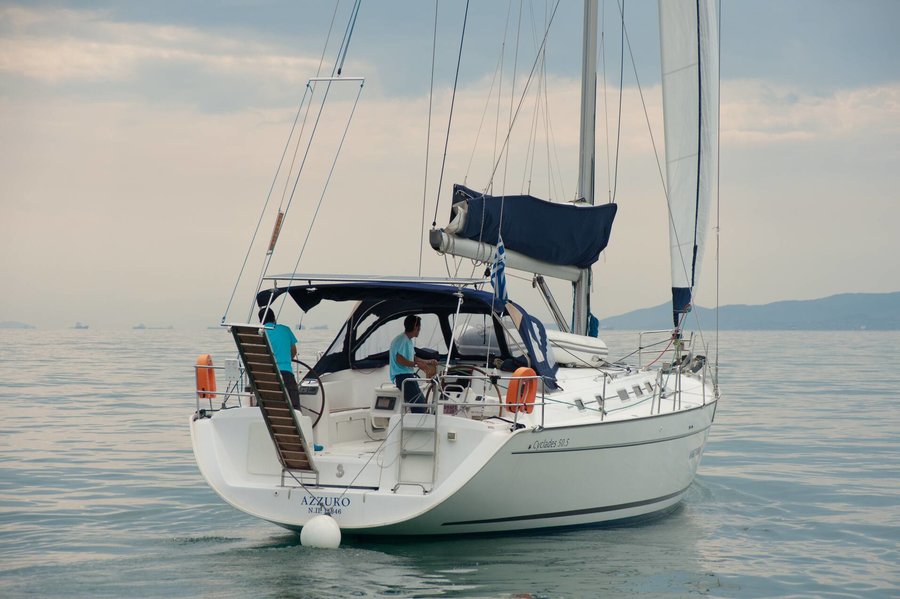 Cyclades 50.5 – 5 + 1 cab. – Sailing yacht