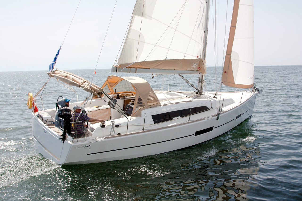 Dufour 382 GL – Sailing yacht