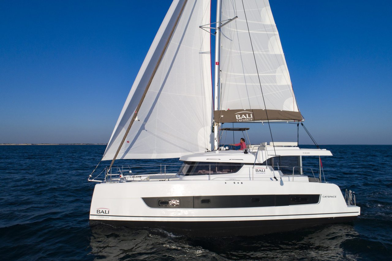 Bali Catspace – Catamaran