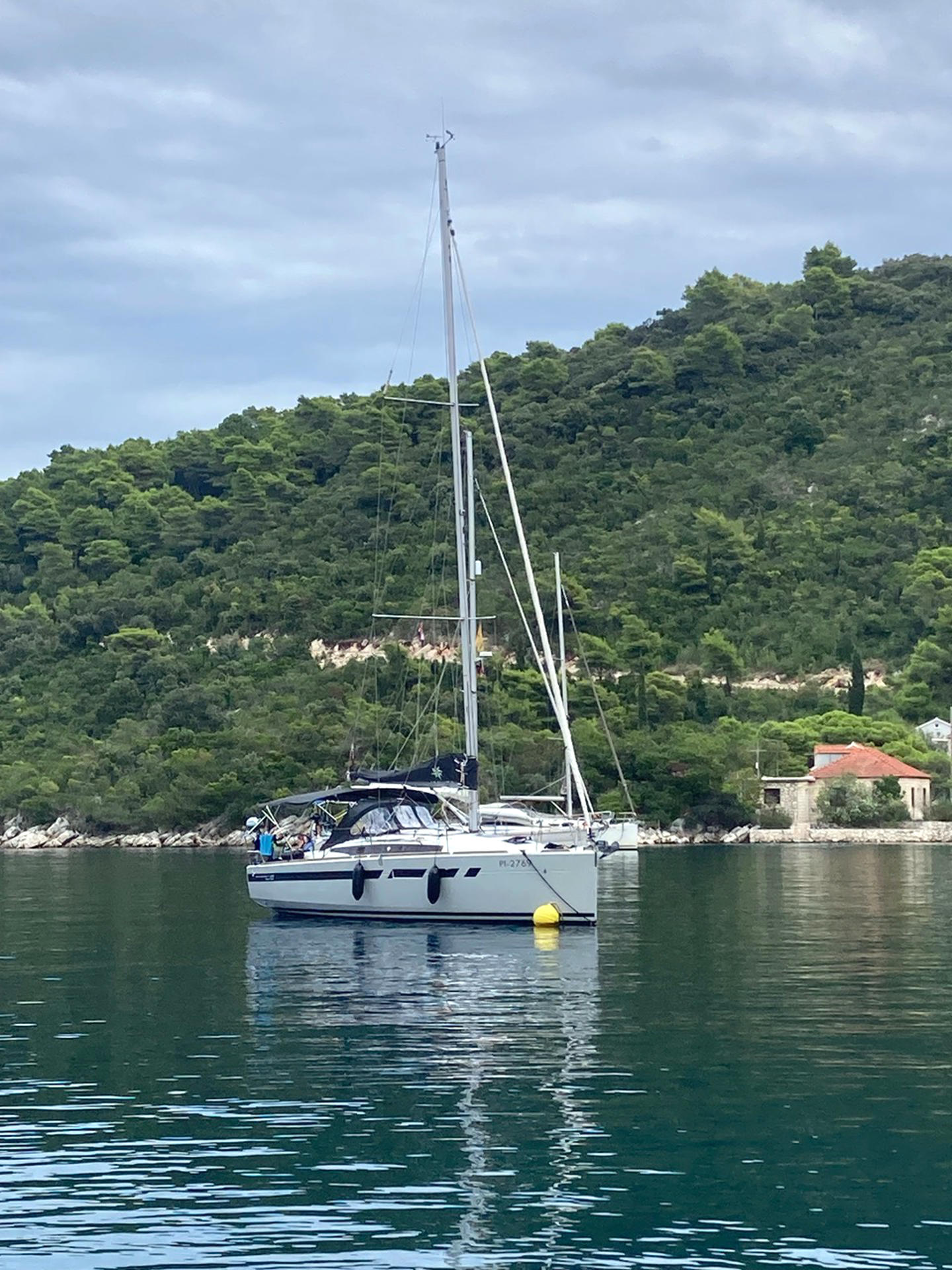 Sun Odyssey 349 – 3 cab. – Sailing yacht