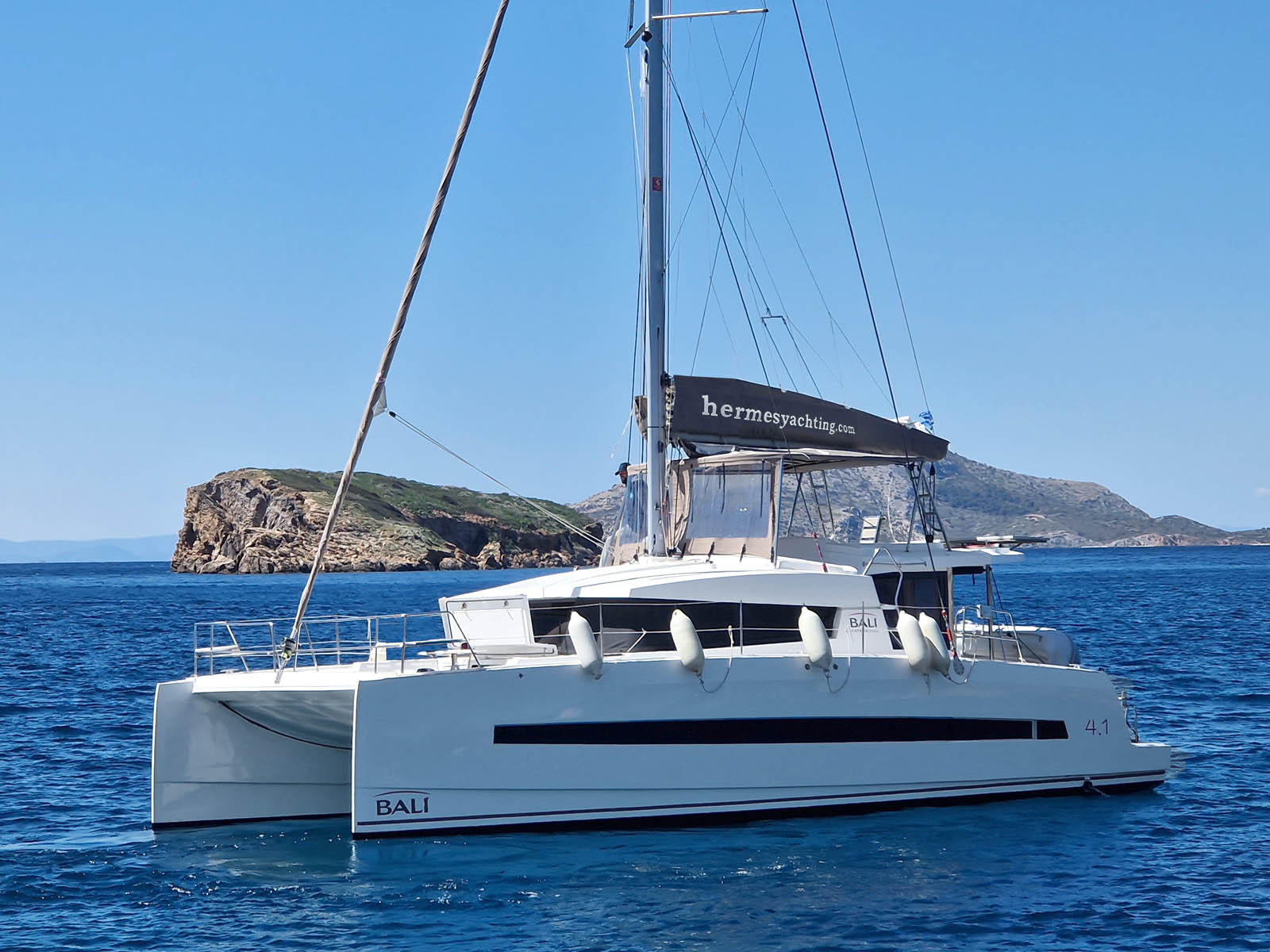 Bali 4.1 – 4 + 2 cab.* – Catamaran