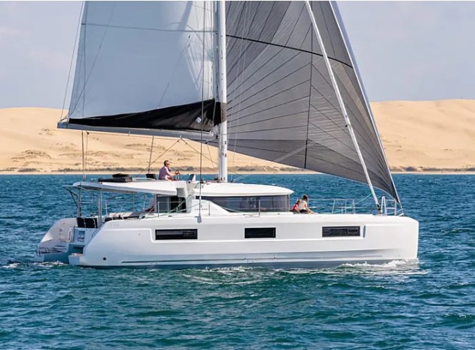 Lagoon 46 – 4 + 1 cab. – Catamaran